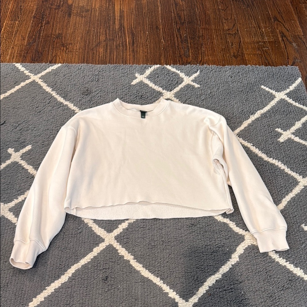 Wild Fable White Cropped Sweatshirt